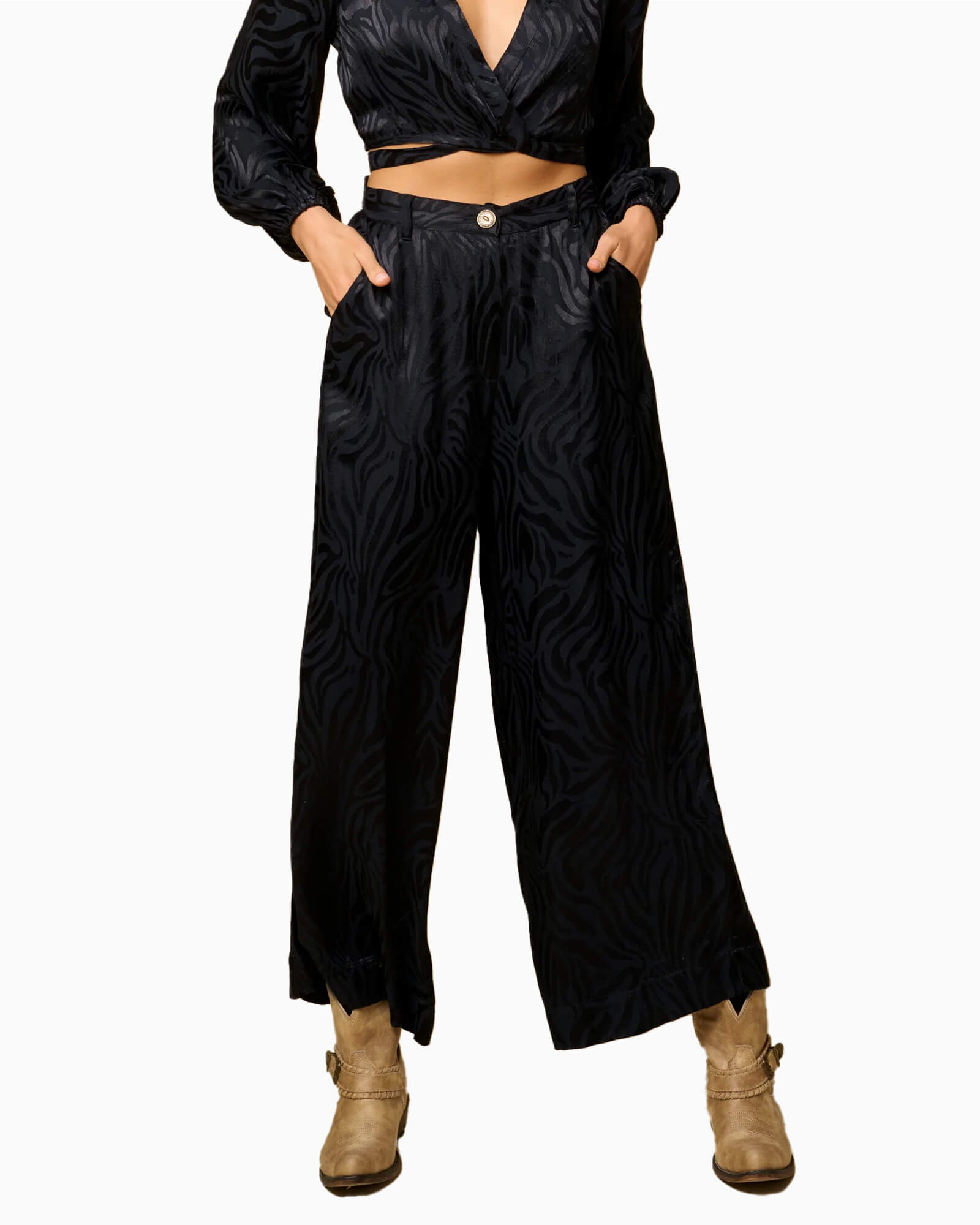 Mana Pant Black